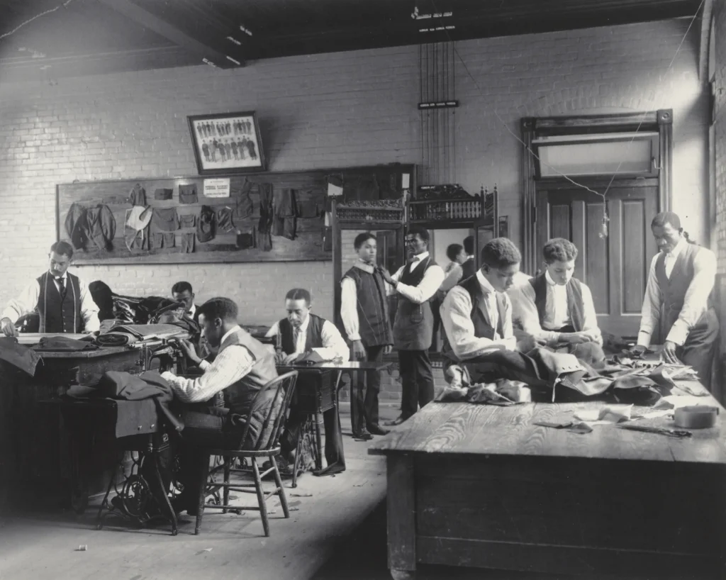 Met Gala theme Tailors at work, Frances Benjamin Johnston (American, 1864–1952), 1899–1900; The Museum of Modern Art, New York, Gift of Lincoln Kirstein (859.1965.86).John Wronn
